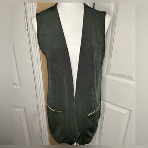 Travelers by Chico's Green Vest with Zipper Pockets Slinky Sz 1 (Med)